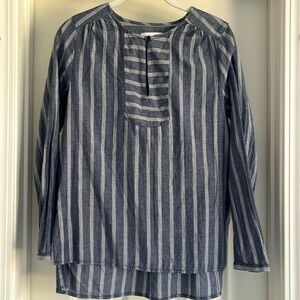 Women’s Old Navy cotton tunic size XS, blue and white striped